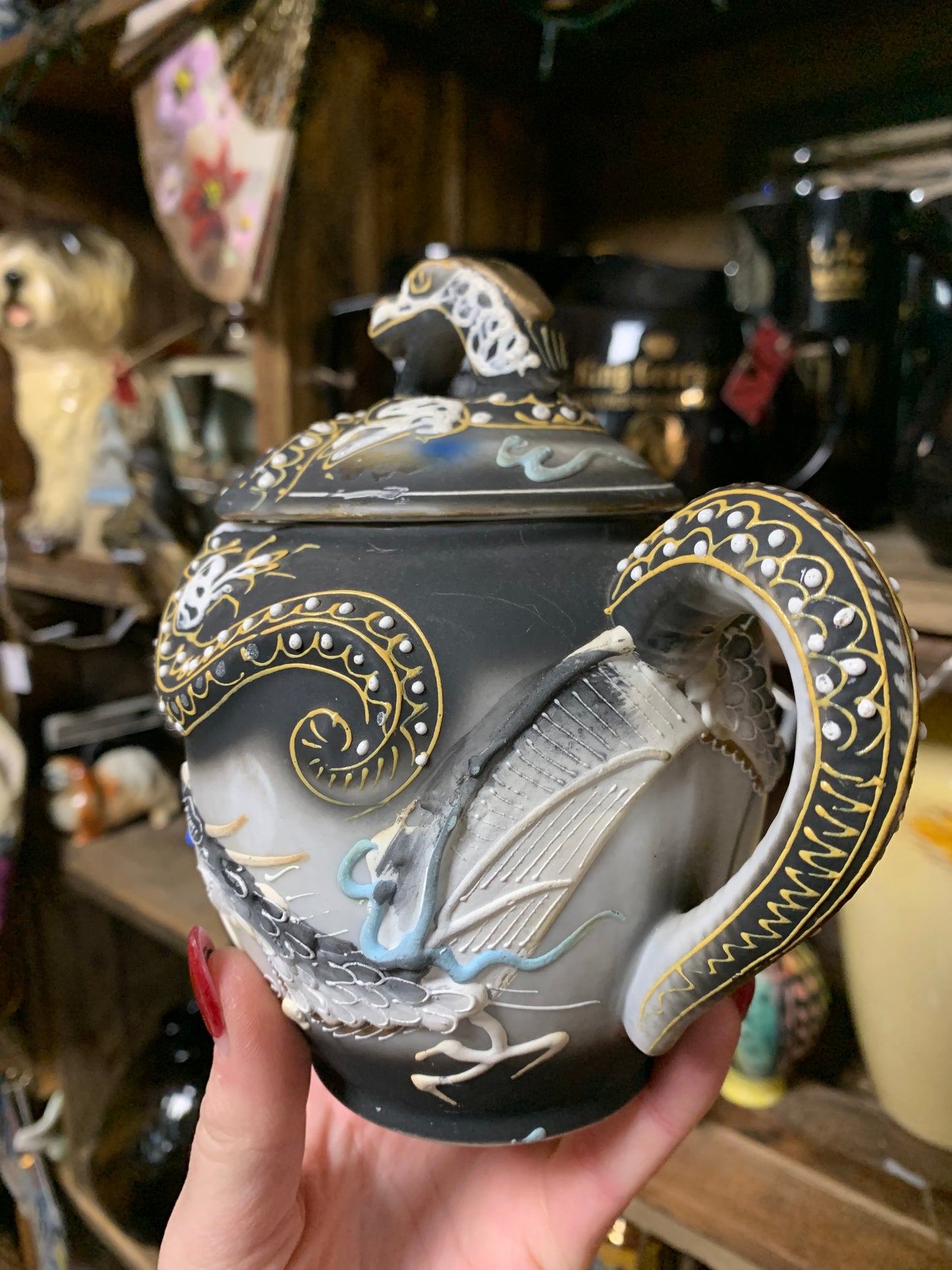 Special vintage dragon pot