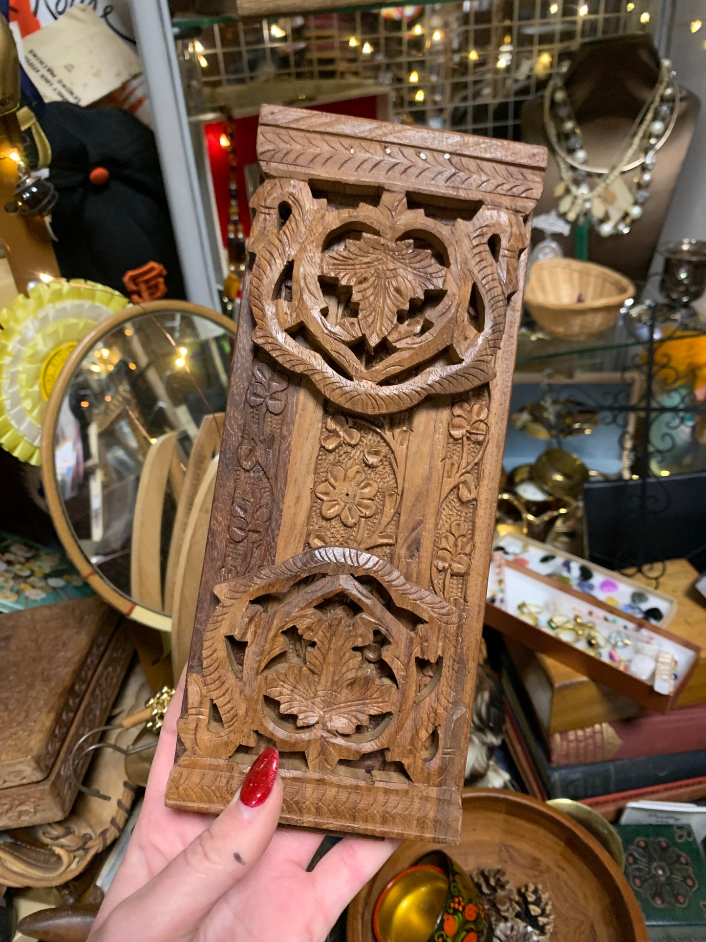 Carved floral book ends / stand