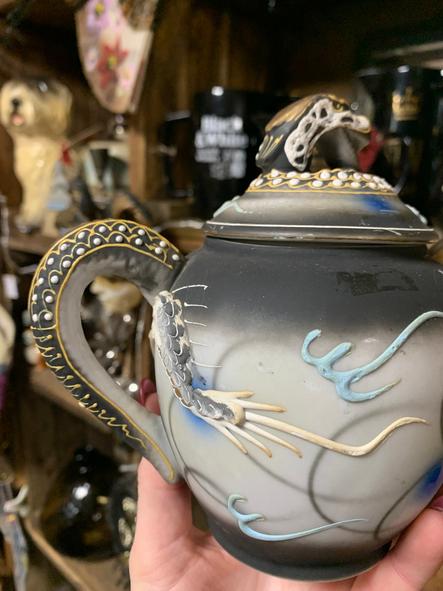 Special vintage dragon pot