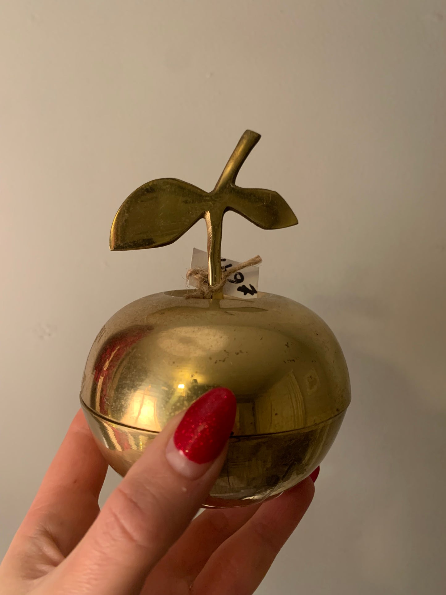 Apple trinket holder